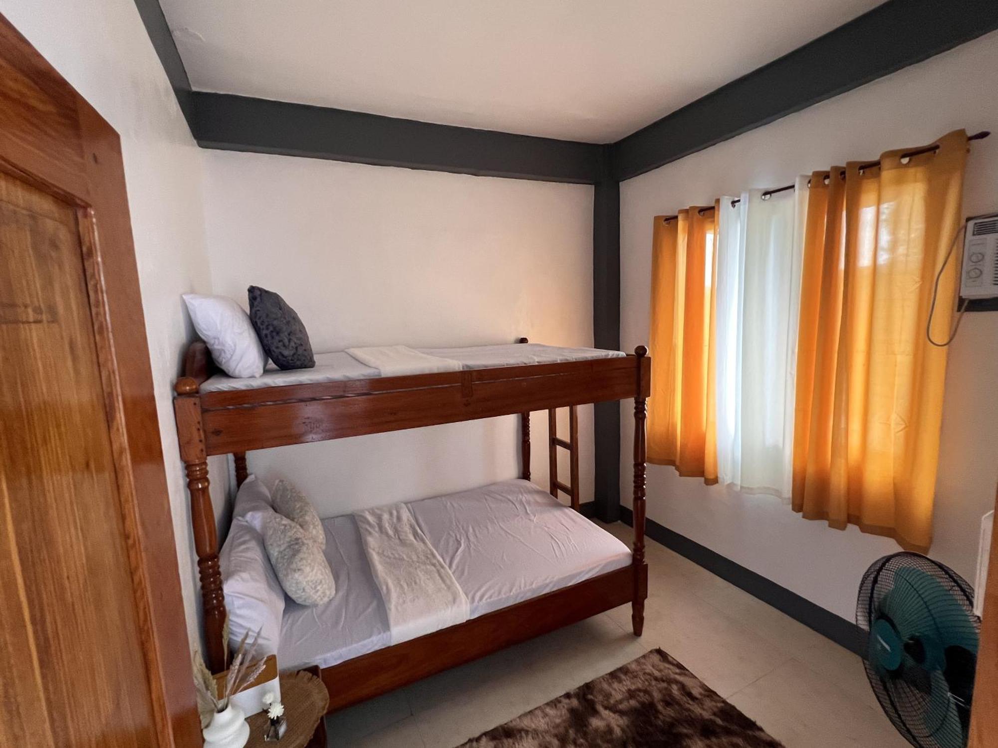Eighty8 Tourist Inn Coron Luaran gambar