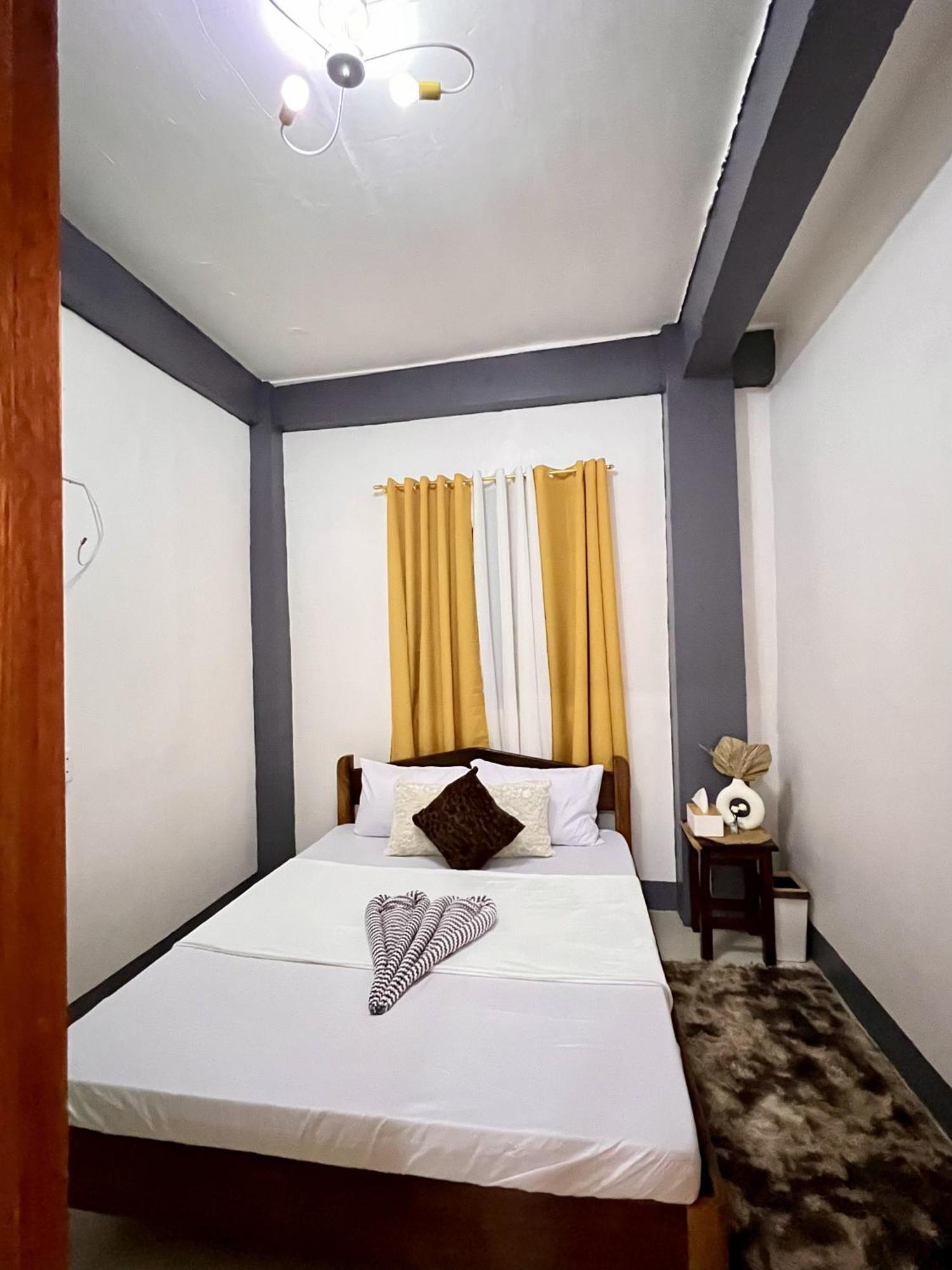 Eighty8 Tourist Inn Coron Luaran gambar